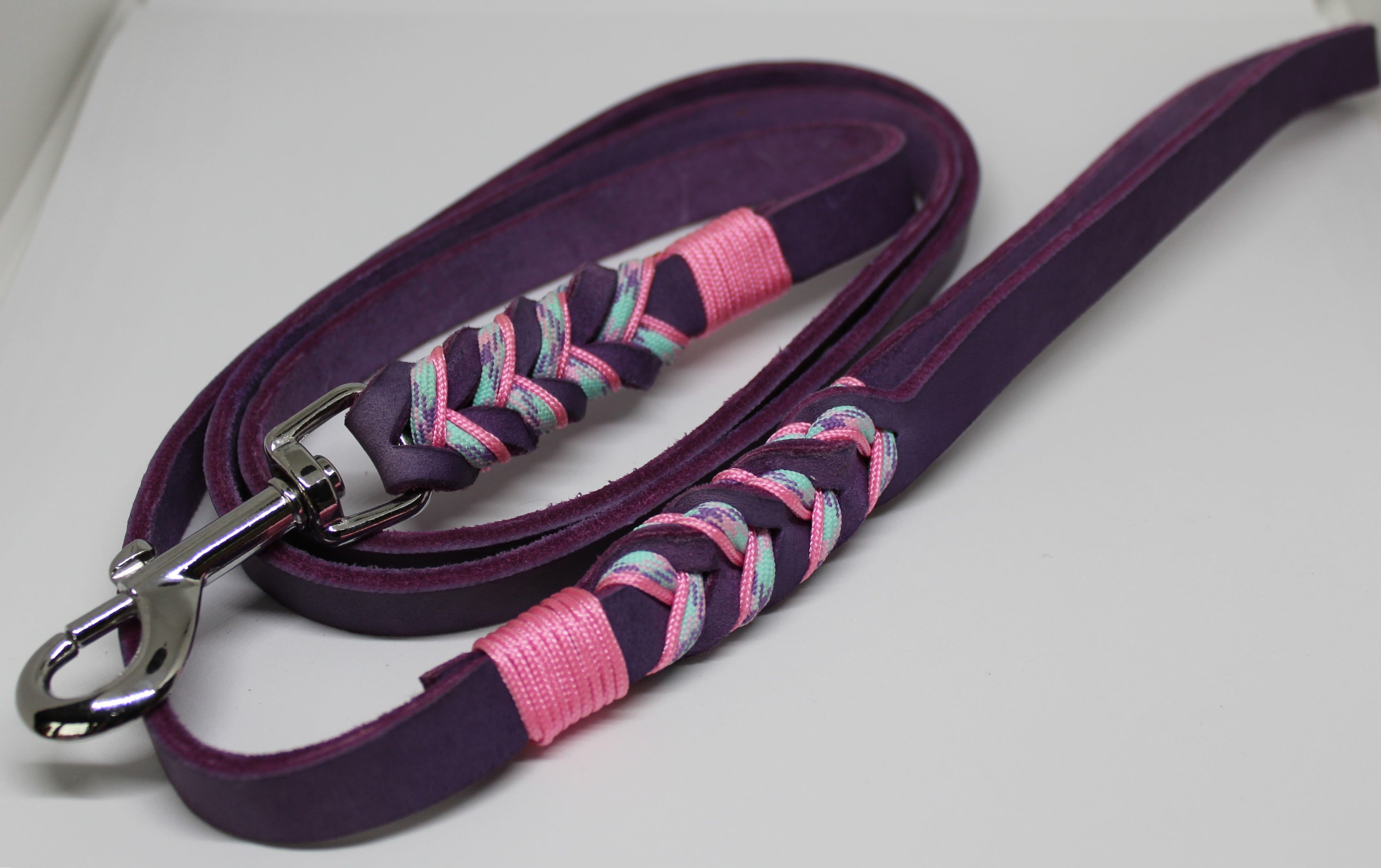 Laisse en cuir tressé