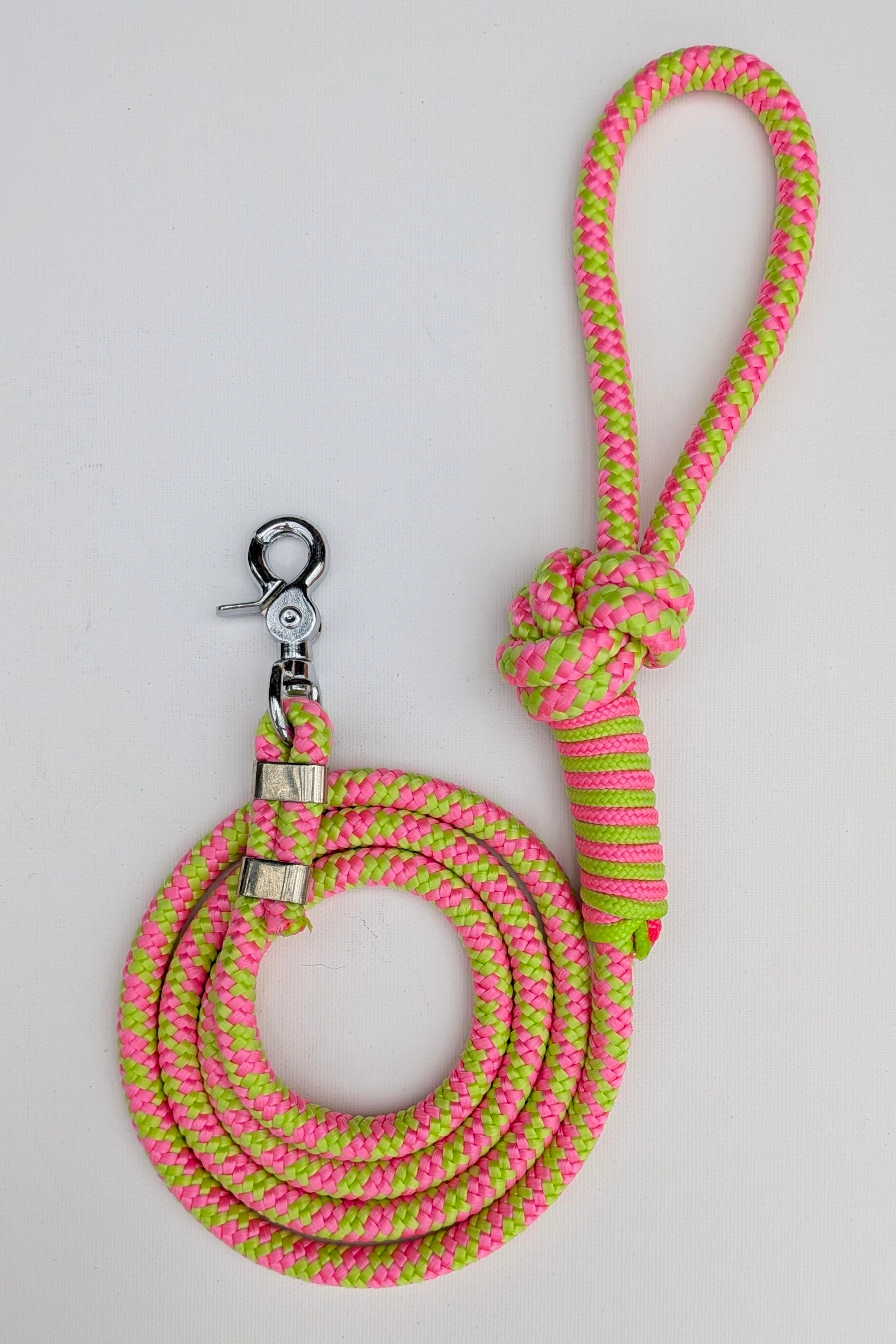 "High-end" rope leash
